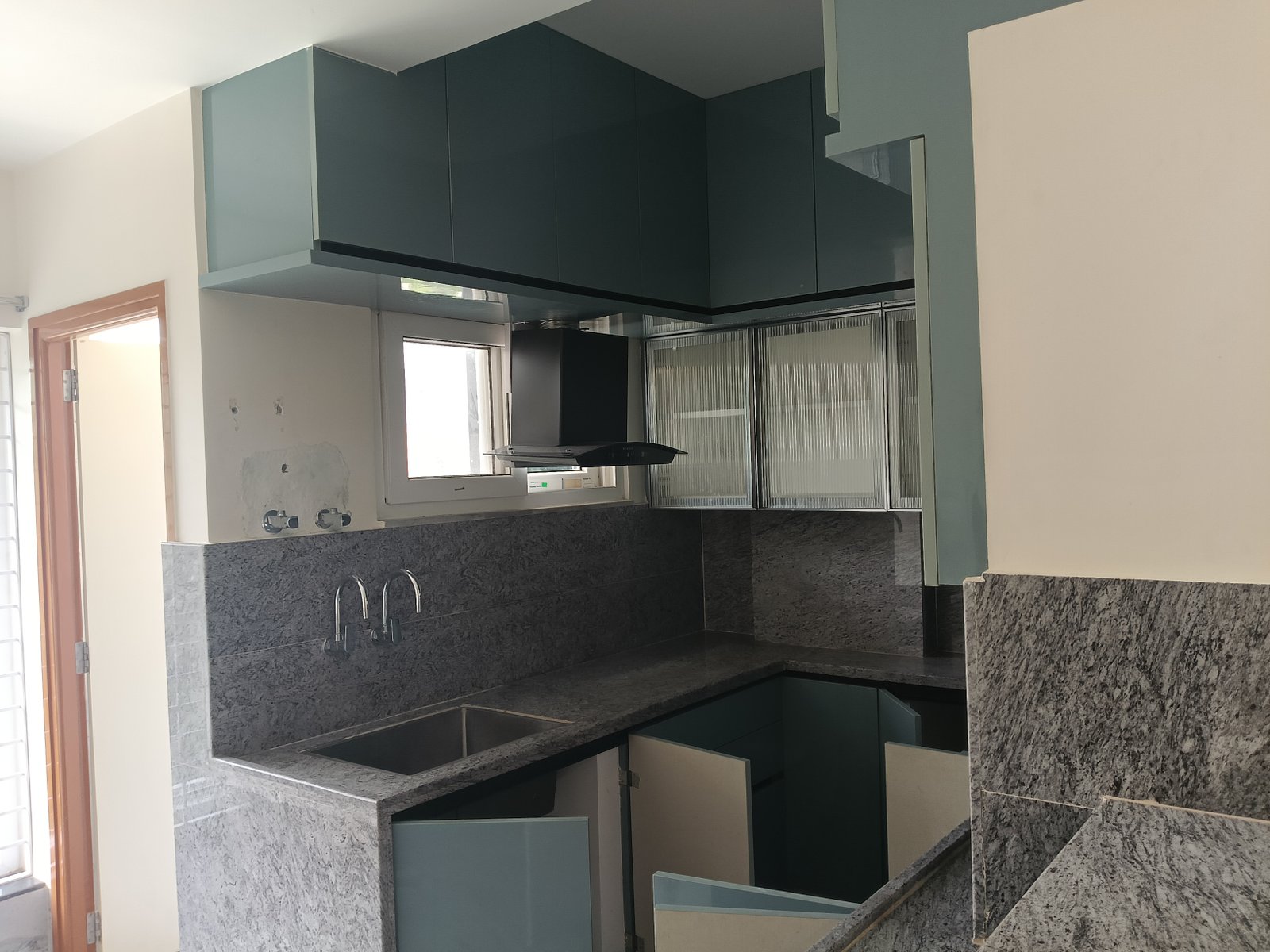 3bhk flat for rent in Gayatri nagar