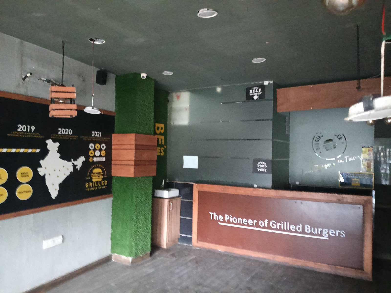 Commercial space for rent in Ameerpet