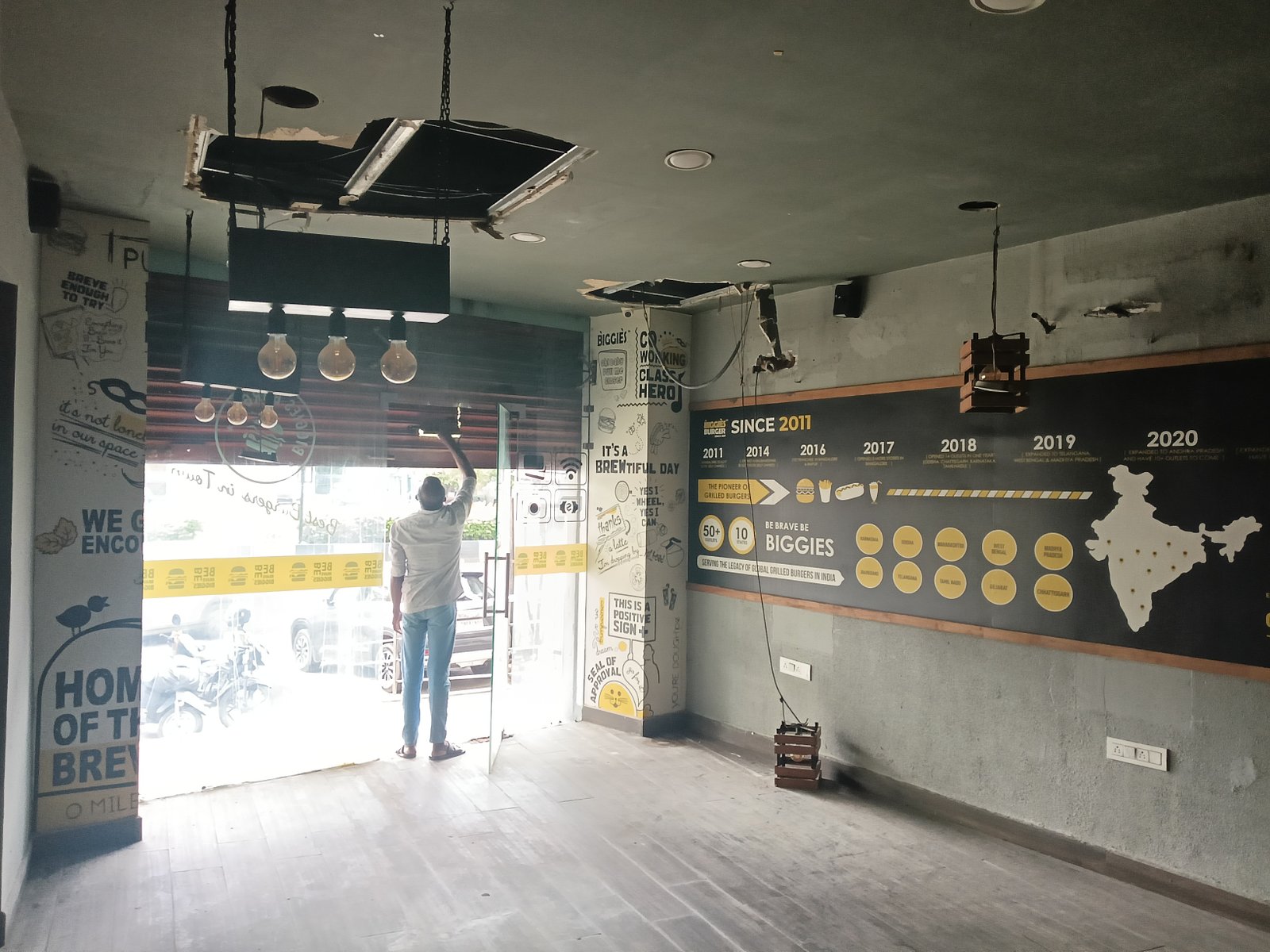 Commercial space for rent in Ameerpet