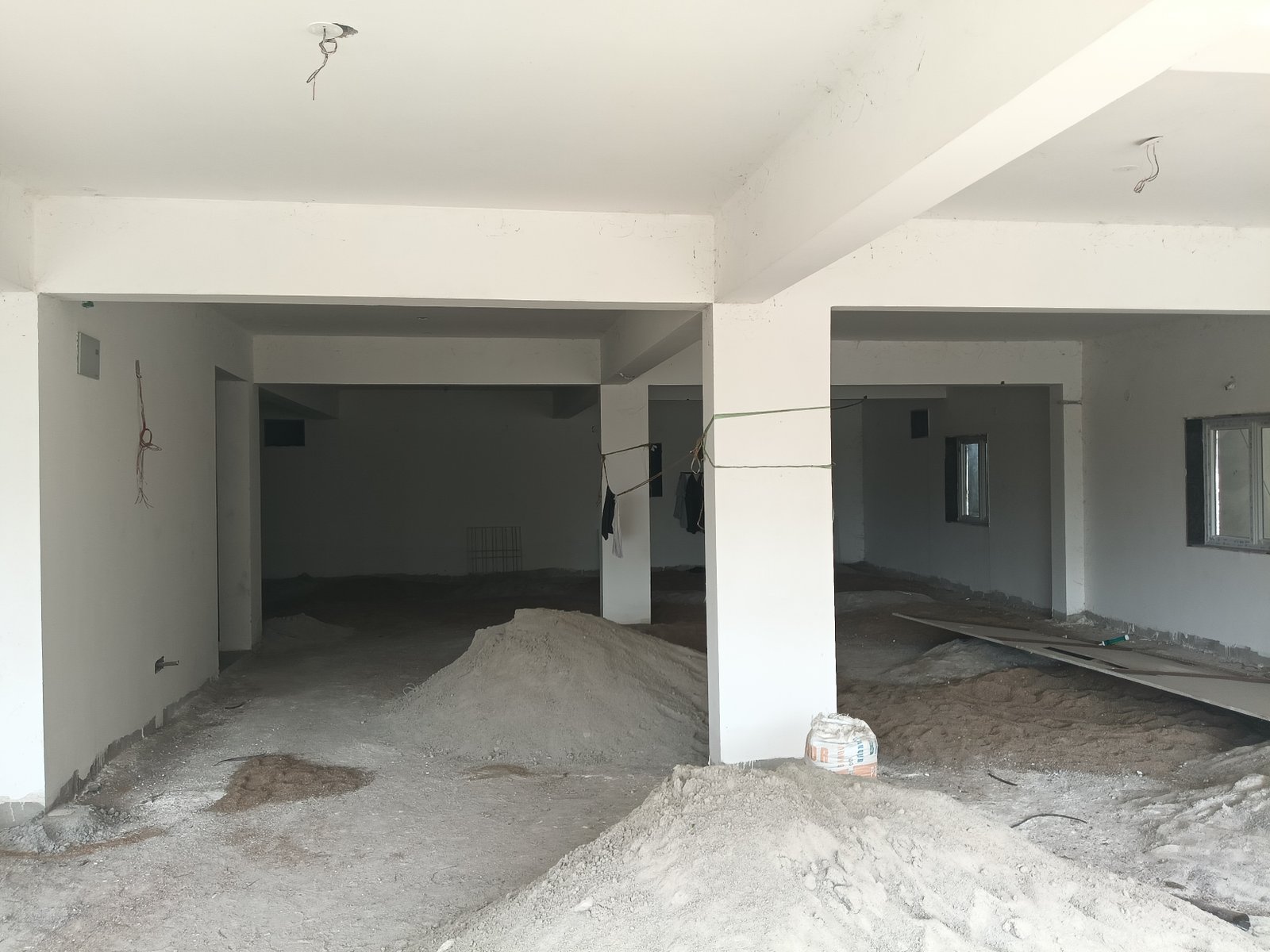 Commercial space for rent in Hafeezpet