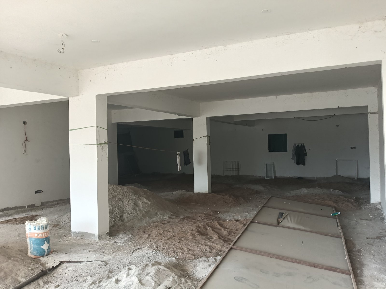 Commercial space for rent in Hafeezpet