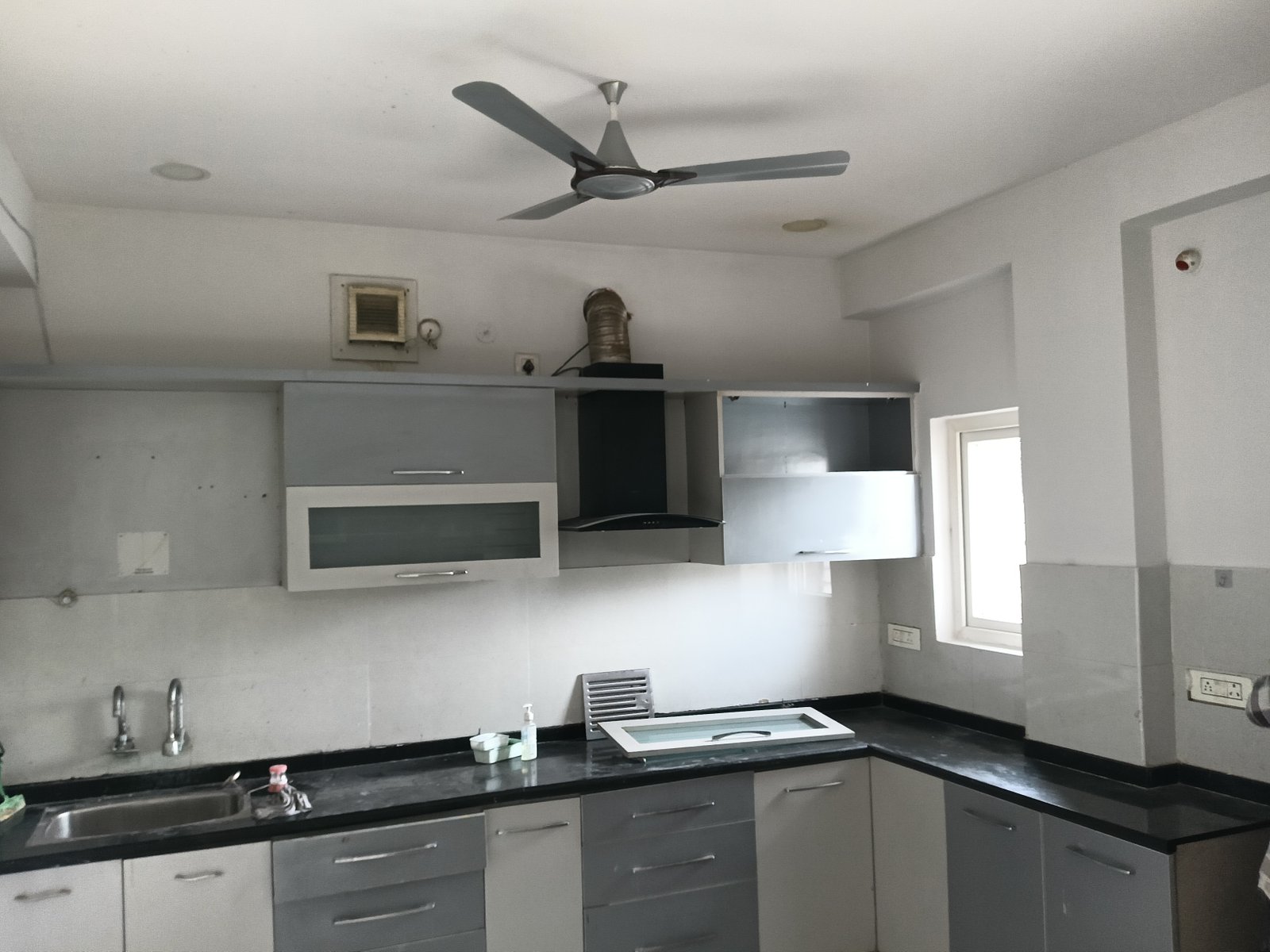 3bhk flat for rent in Kondapur