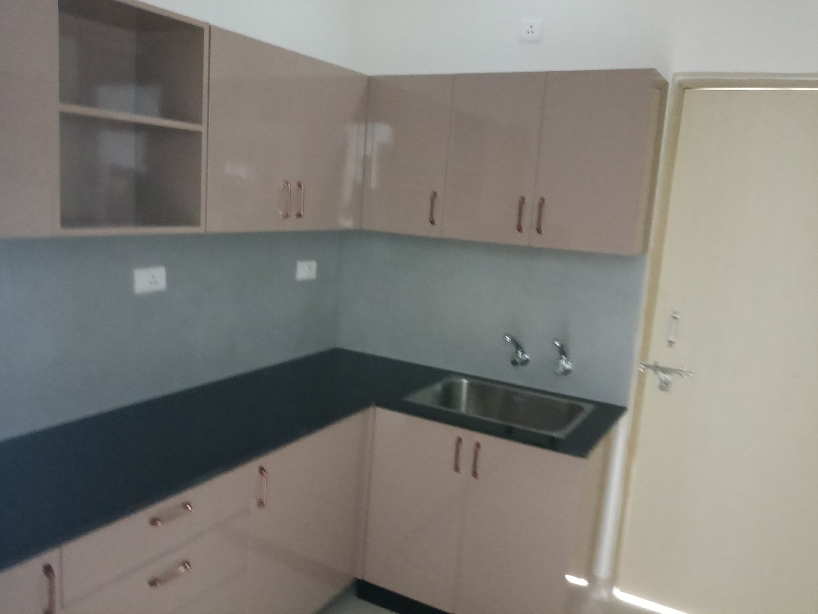 2bhk flat for rent in Kondapur