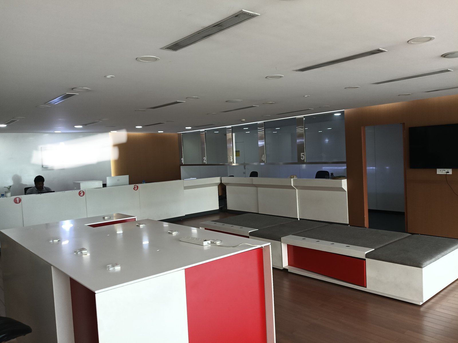 Ground floor commercial space for rent in Hi-tech City