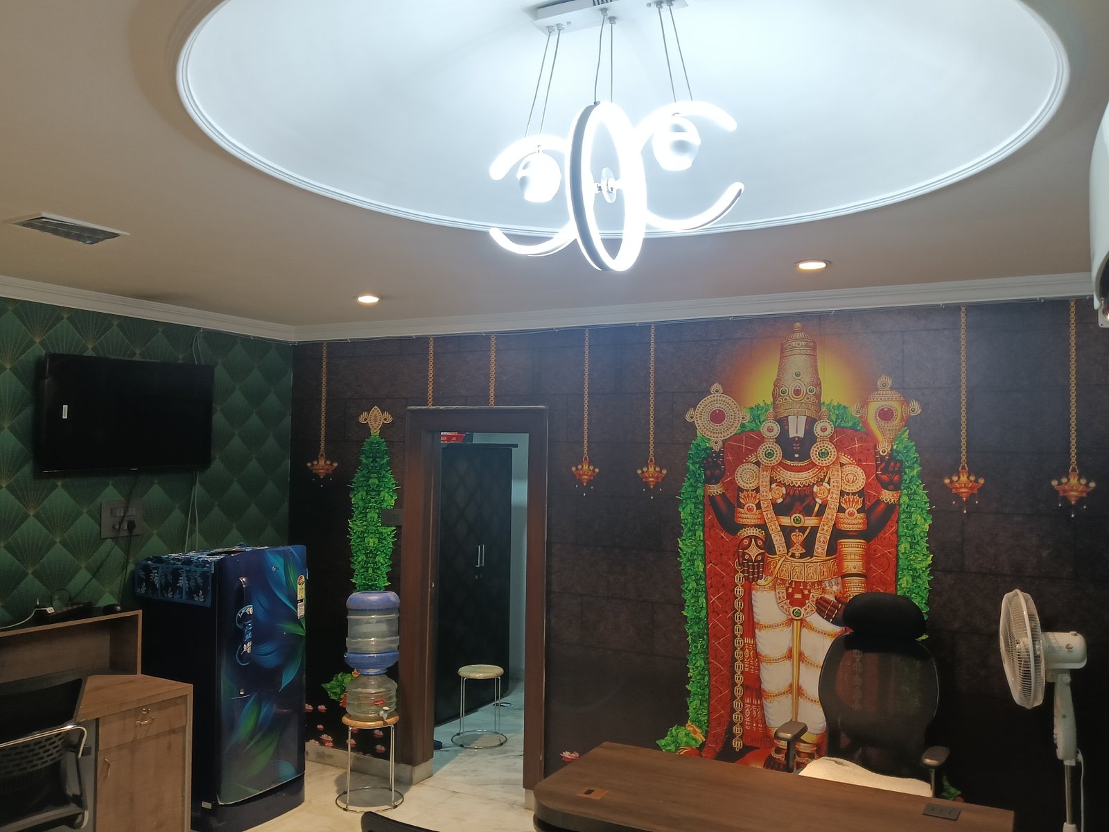 Ground floor commercial space for rent in Film Nagar