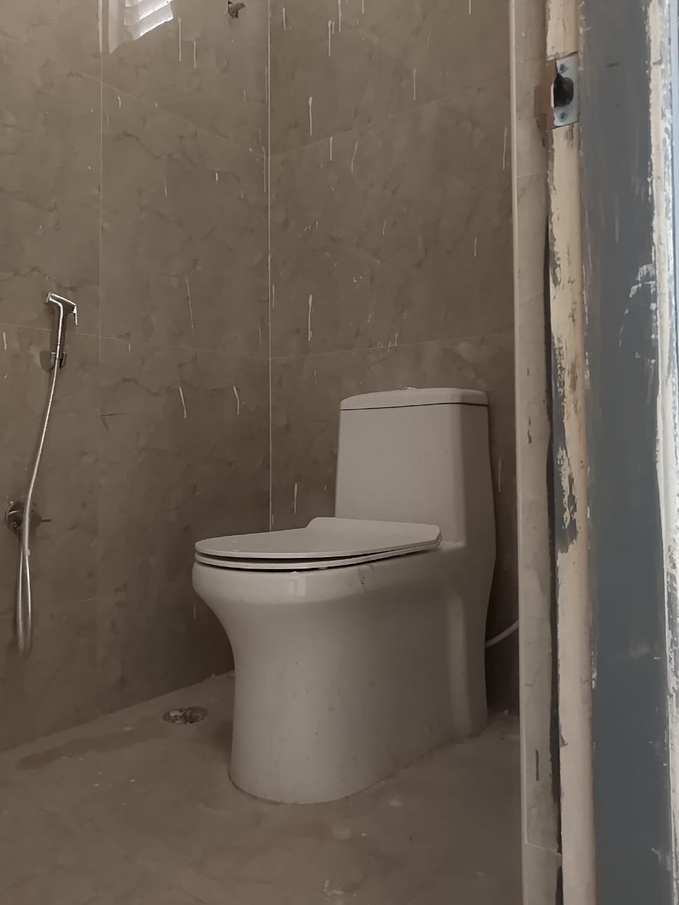 2bhk flat for sale in rodamestri nagar