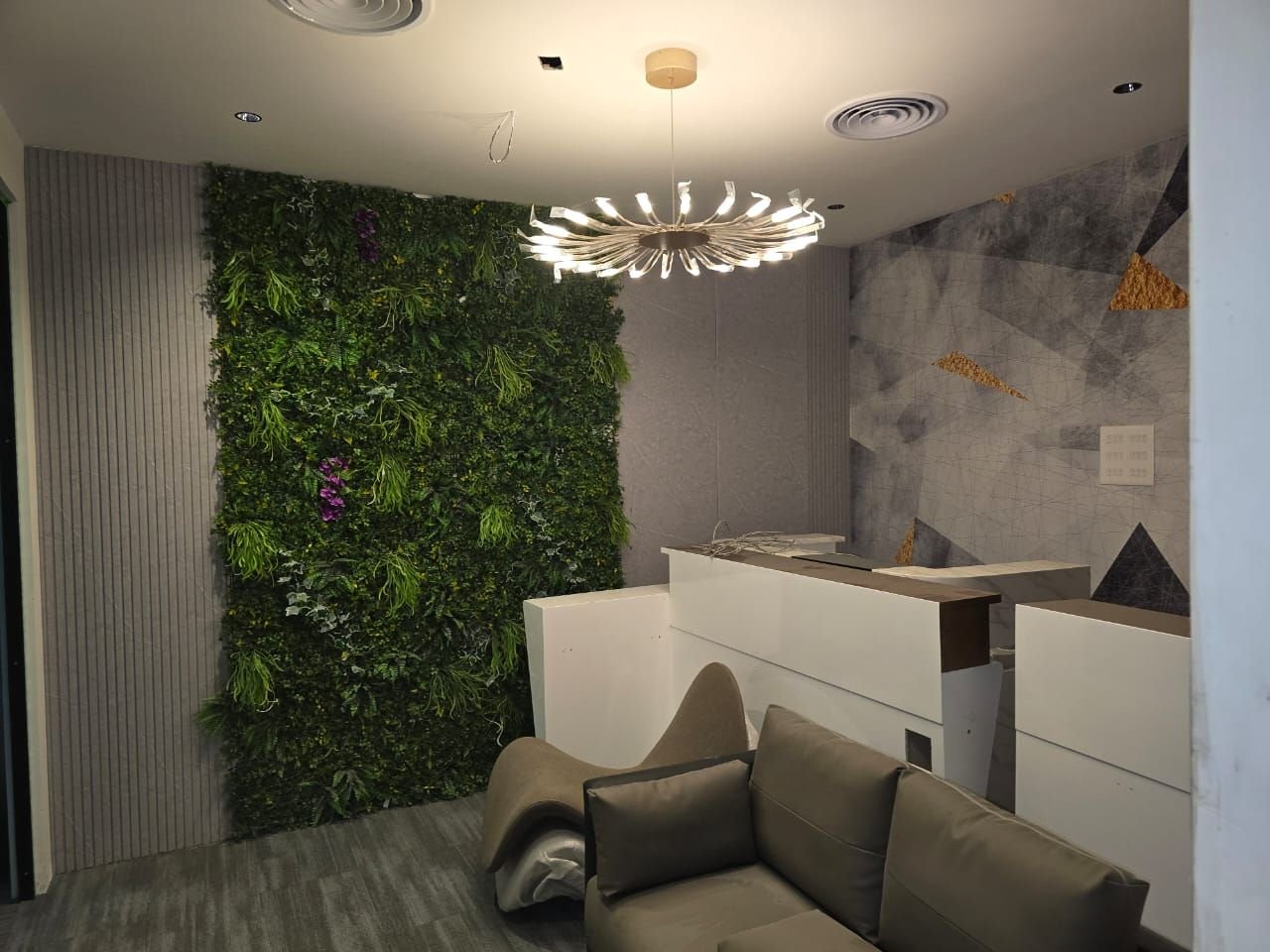 Plug and Play Office For Rent - Fully Furnished Space For Rent