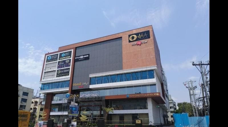Retail Shop & Commercial Space for Rent in Malls