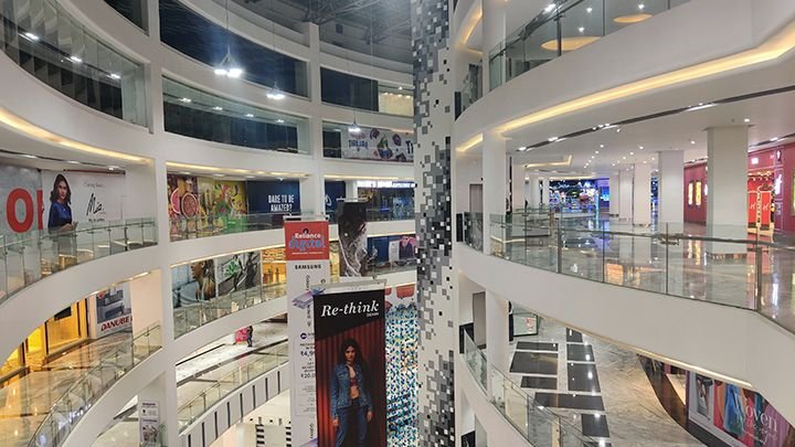 Retail Shop & Commercial Space for Rent in Malls