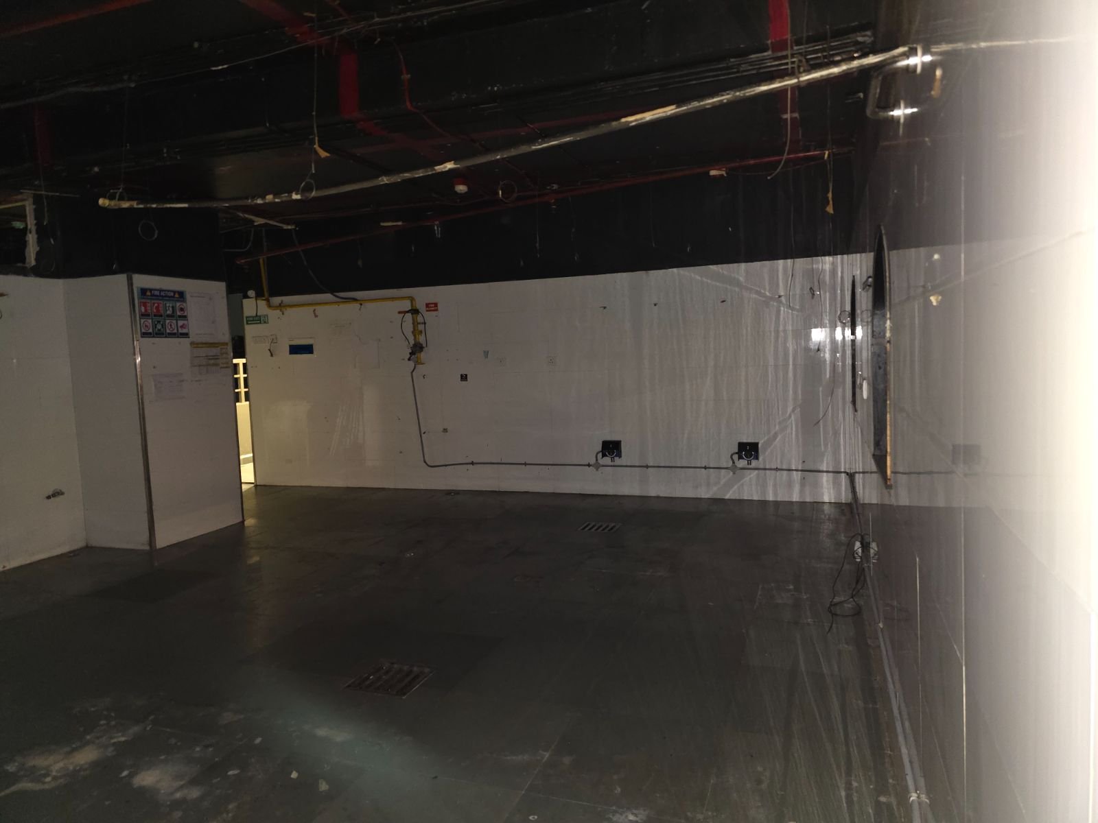 Retail Shop & Commercial Space for Rent in Malls