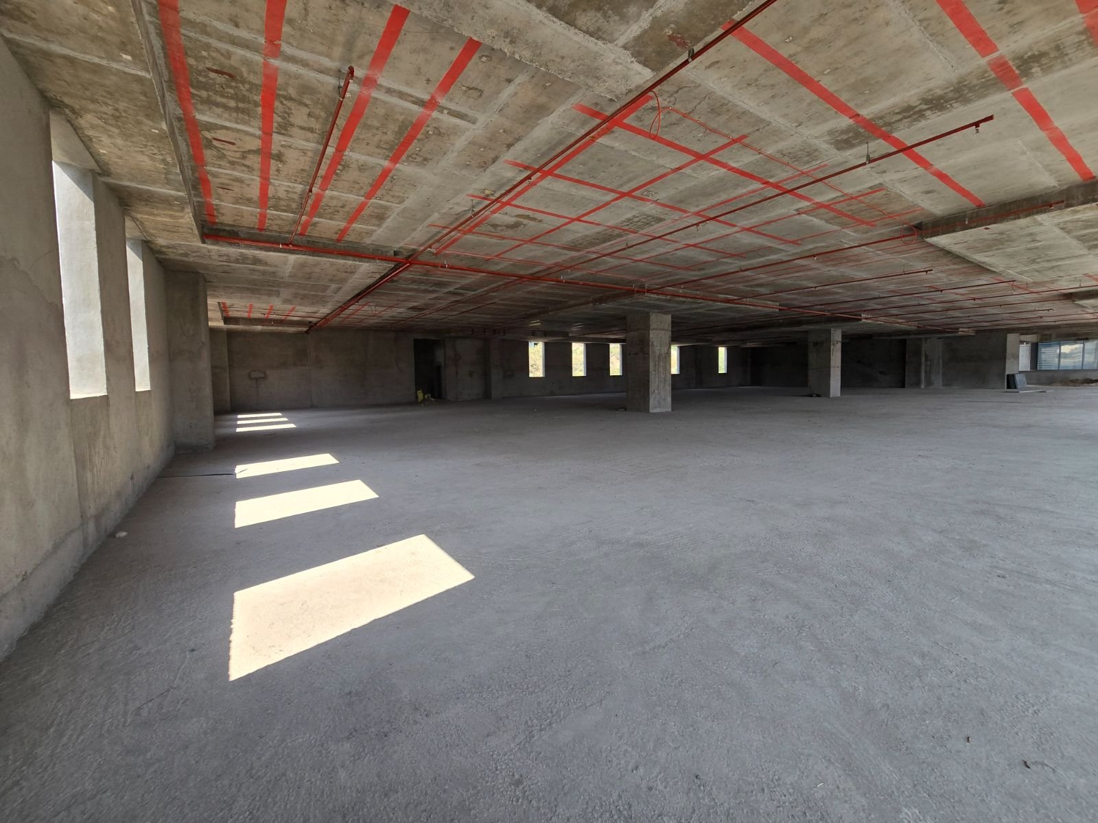 Commercial Space Available For Rent