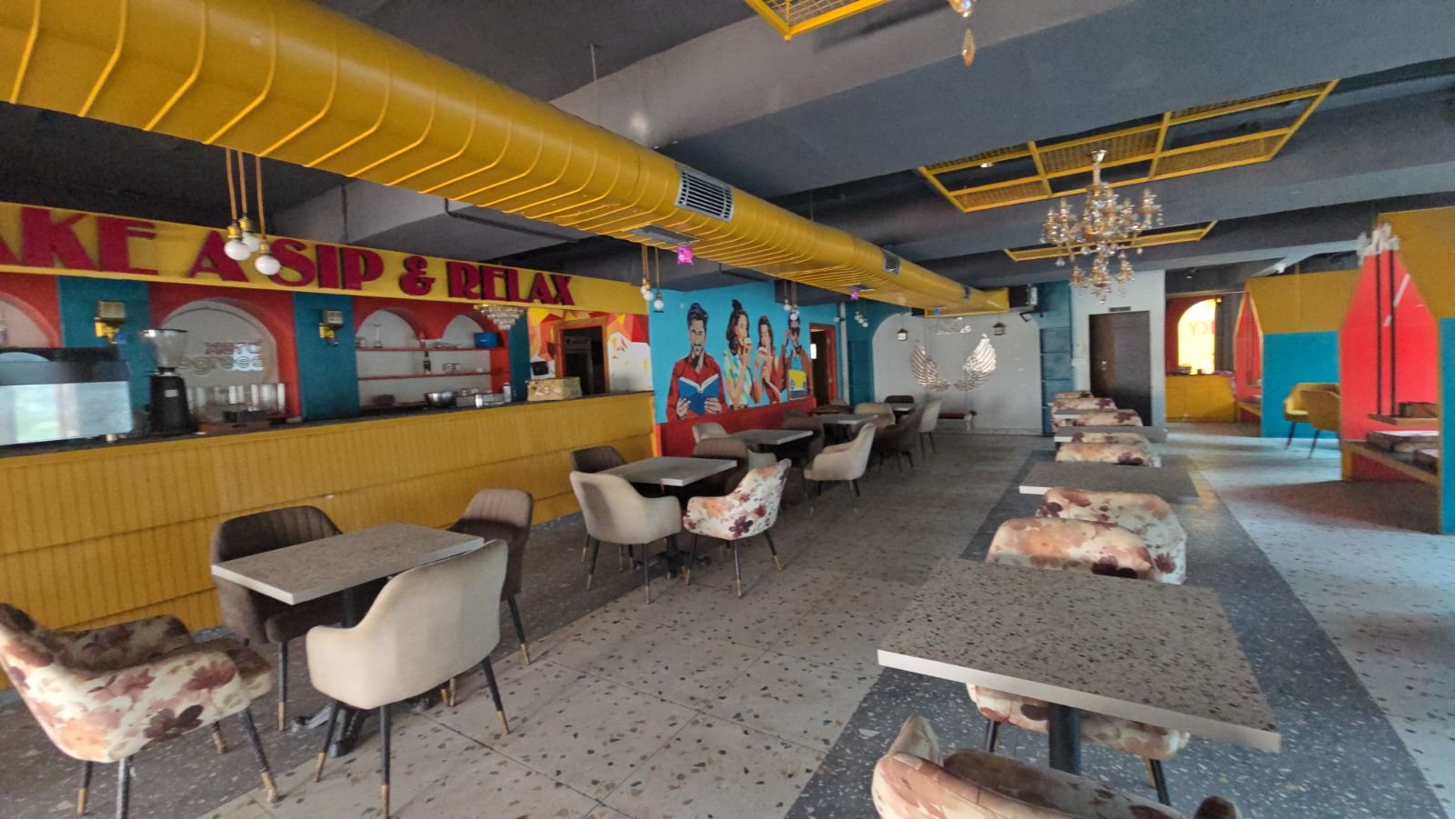 Main Road Facing Commercial Space with 3300sq ft for Rent