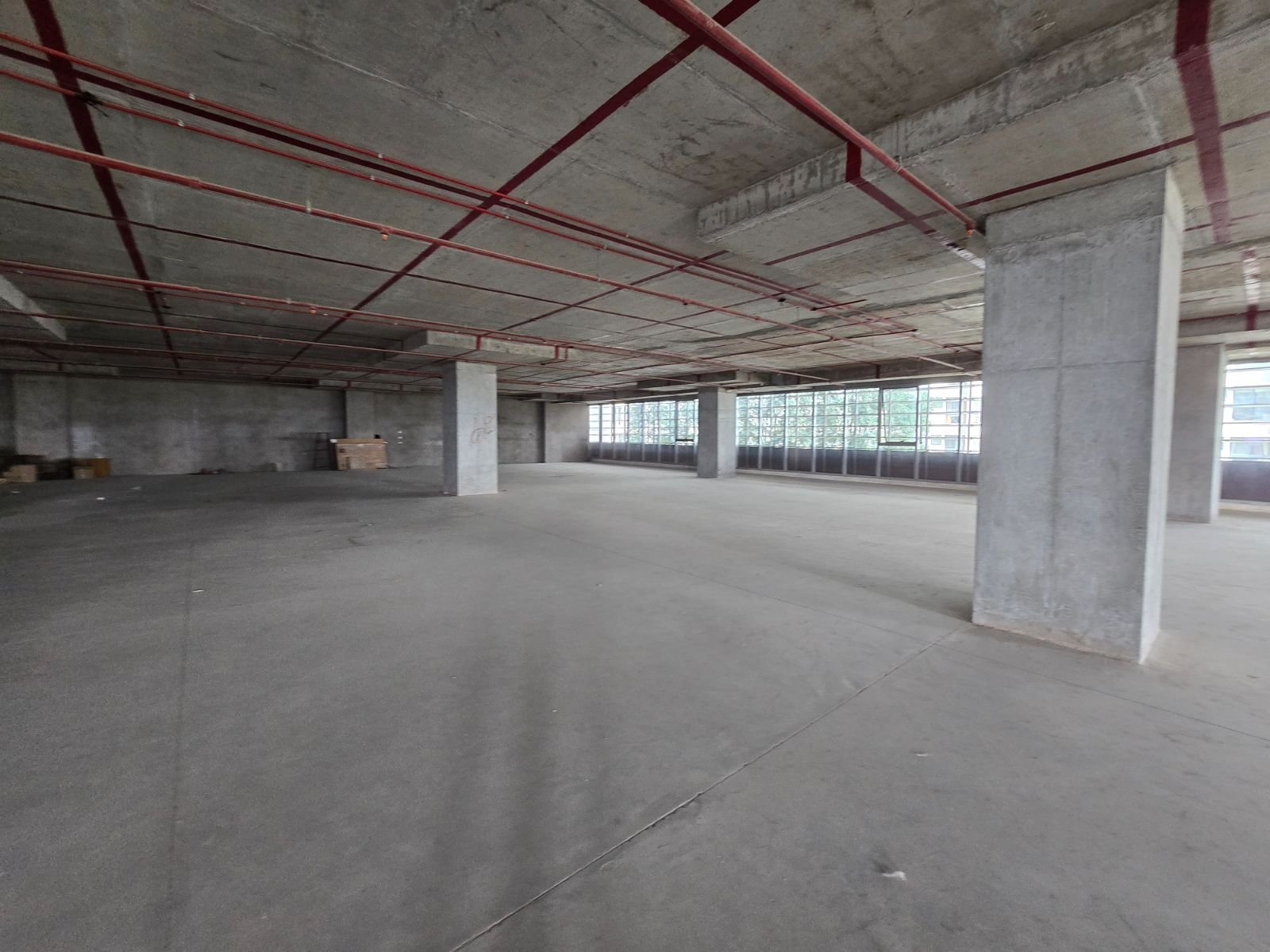 7000sq ft Commercial Space For Rent In A grade Building