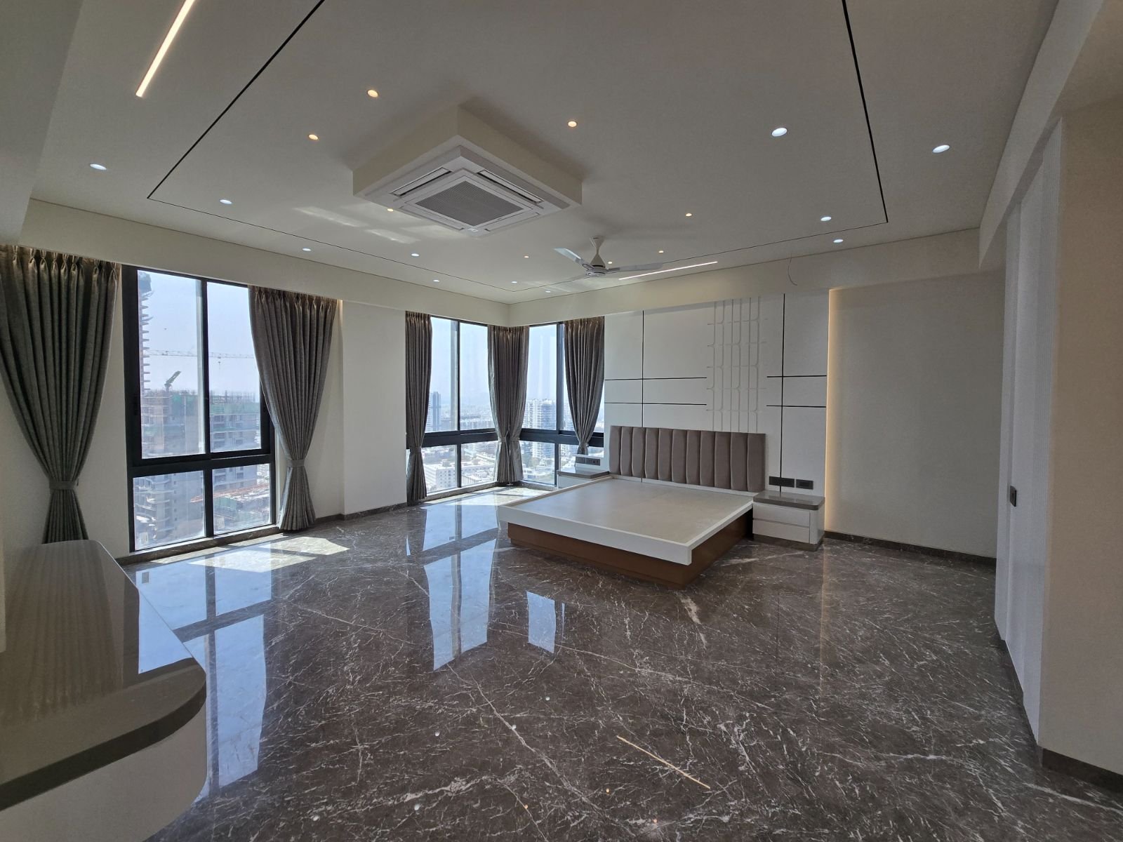 4Bhk Furniture Flat For Sale