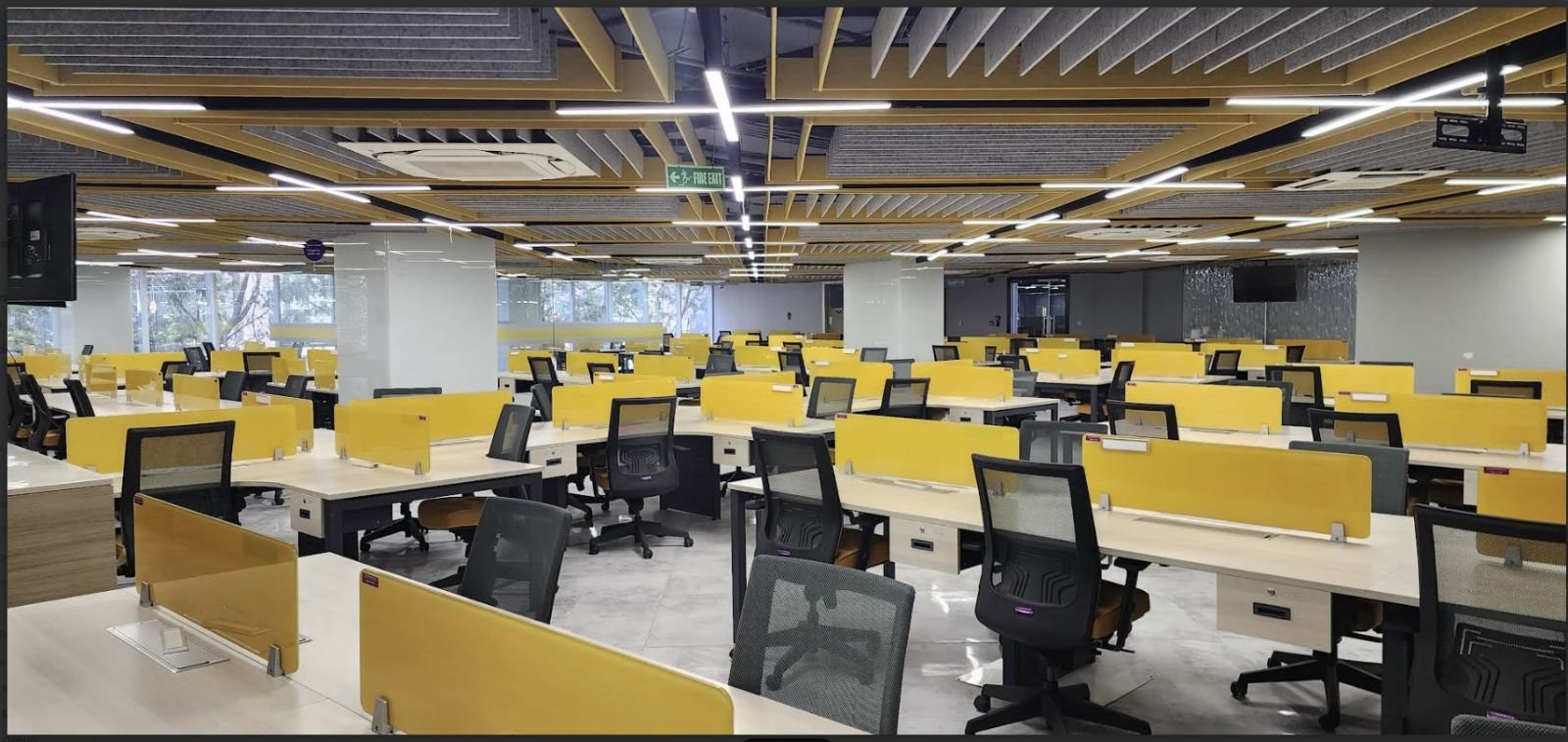 Plug N play Office Space For Rent