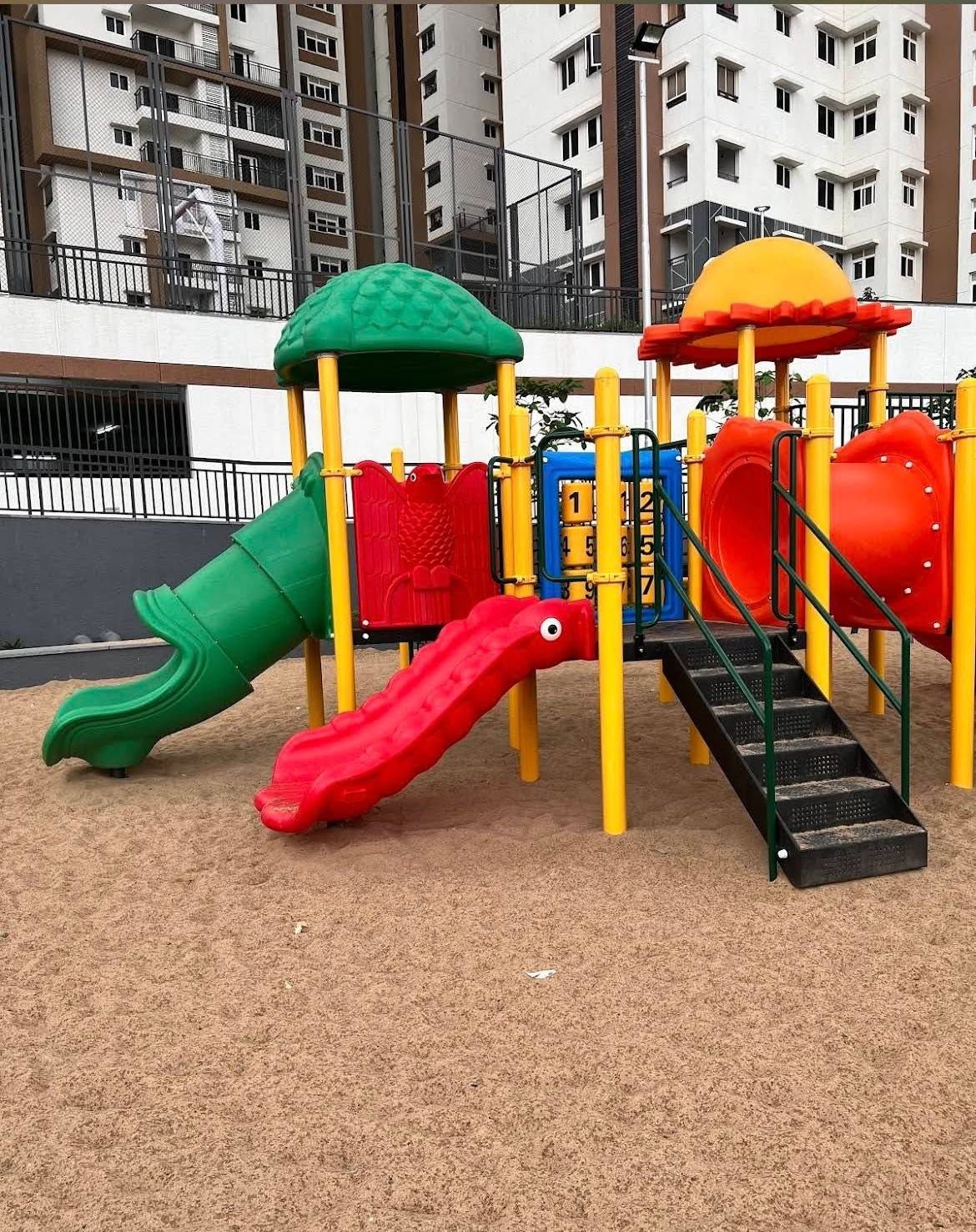 Resale 3bhk Flat For Sale in Aparna Zenith